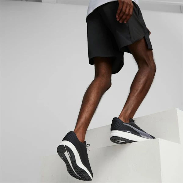 Puma Magnify NITRO Surge Men's Running Shoes - Image 2