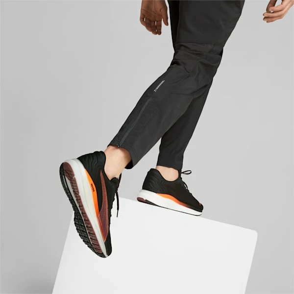 Puma Magnify NITRO Surge Men's Running Shoes - Image 4